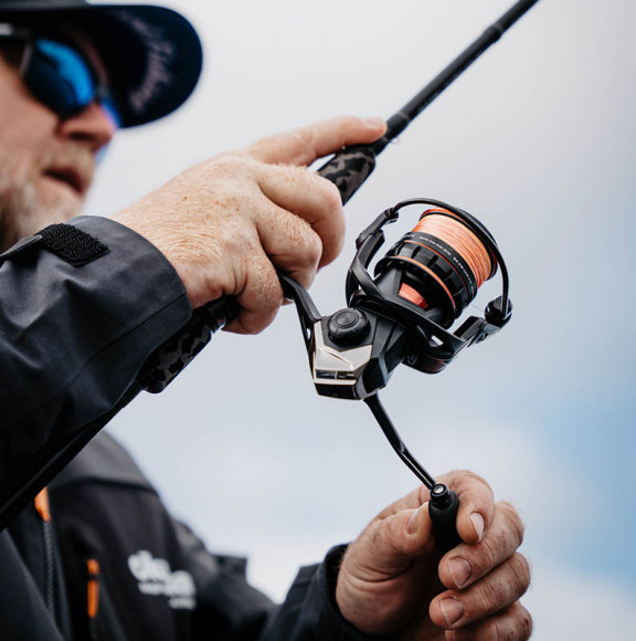 Катушка OKUMA Ceymar HD 1000A Spinning 5.2:1 Катушка OKUMA Ceymar HD 1000A Spinning 5.2:1