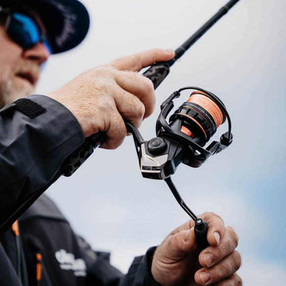 Катушка OKUMA Ceymar HD 1000SA Spinning 5.2:1 Shallow Spool Катушка OKUMA Ceymar HD 1000SA Spinning 5.2:1 Shallow Spool